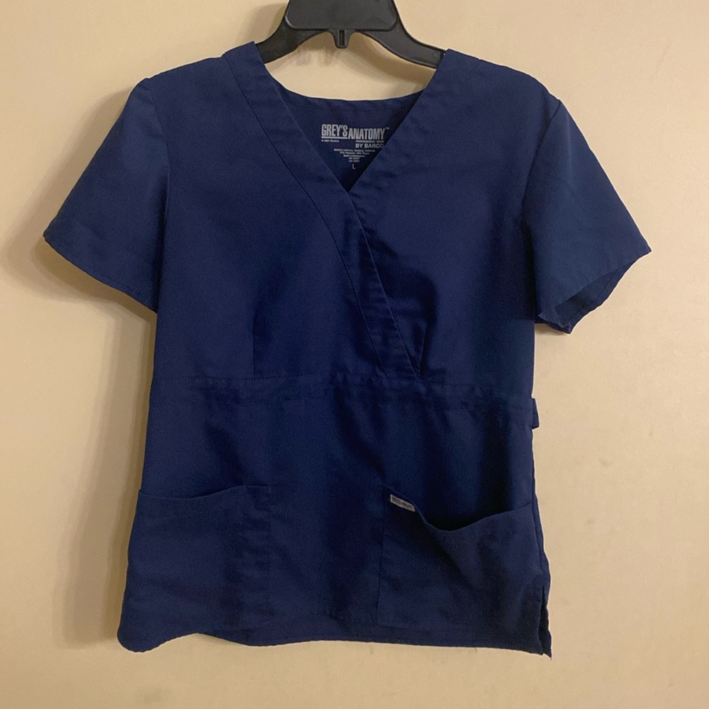 Grey’s Anatomy navy scrub top